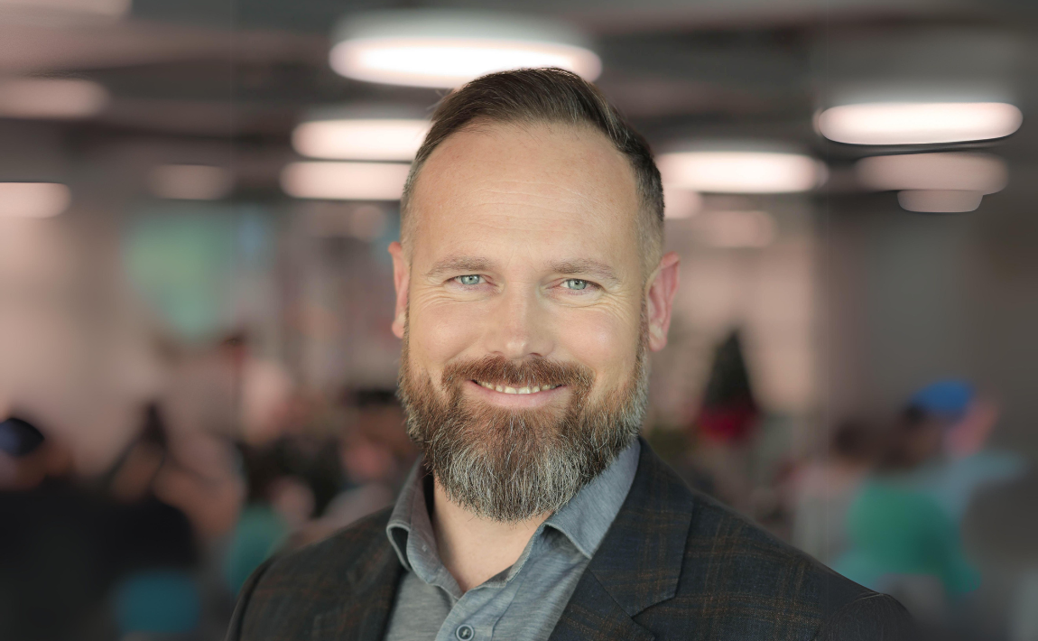 Headshot of Rob McCargow